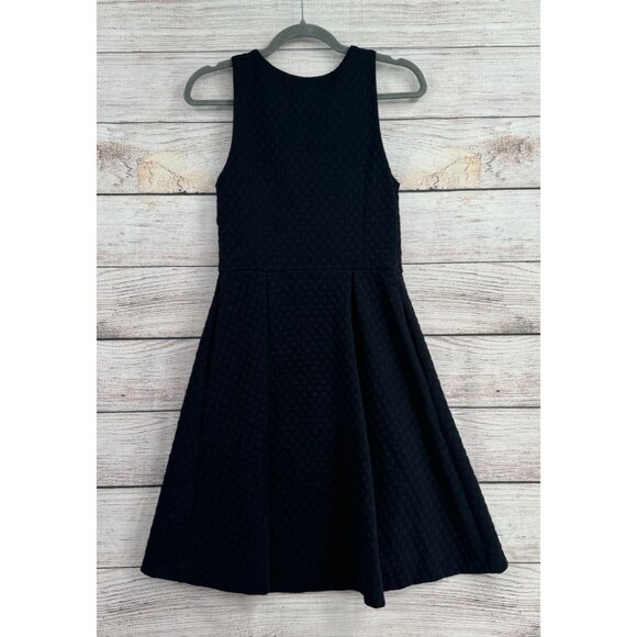 Leifsdottir Front Zip Textured Fit & Flare Sleeveless Dress Women's Size 6 Black - Picture 2 of 7